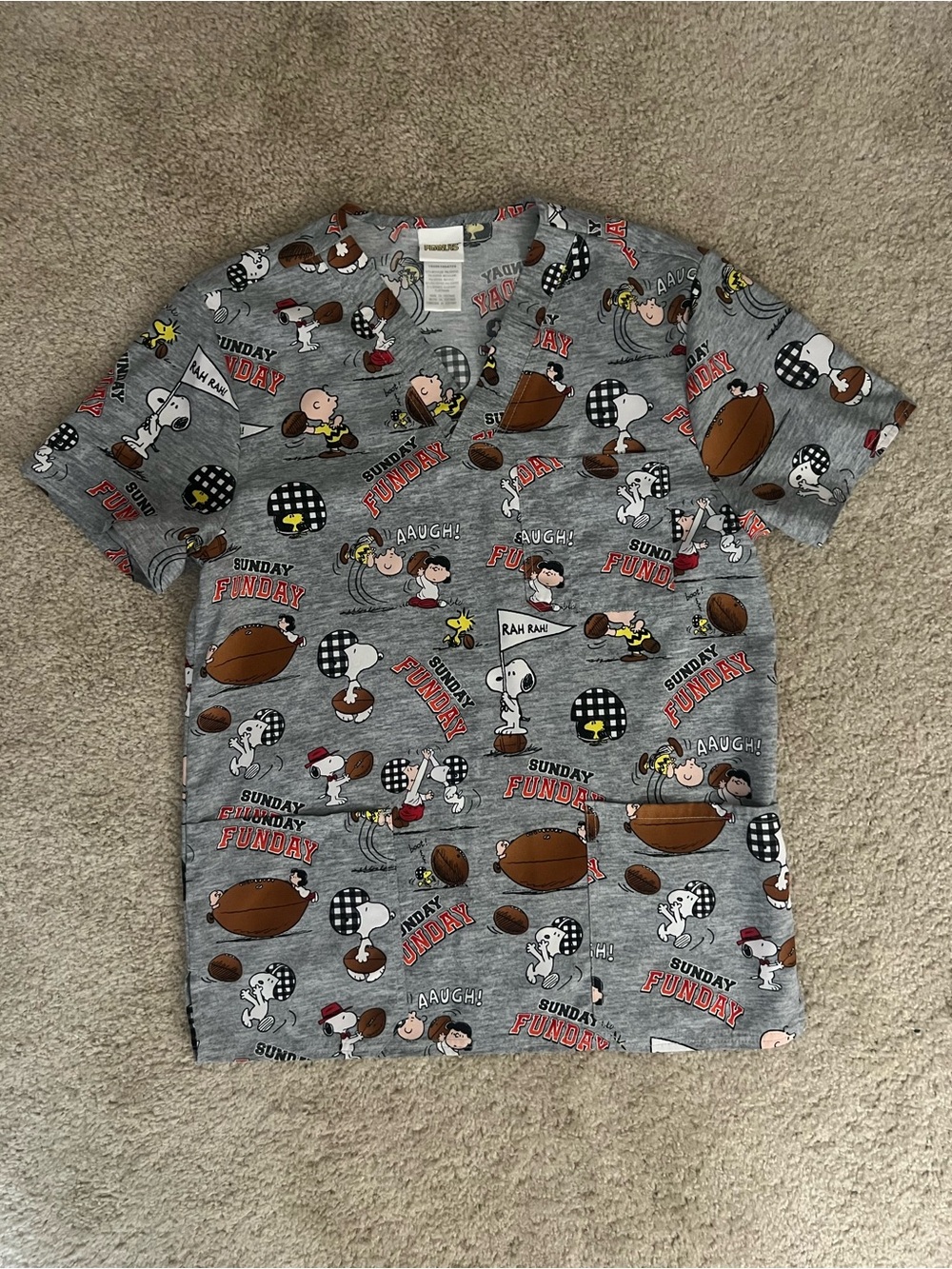 Like new Unisex size small Peanuts Snoopy Scrub top